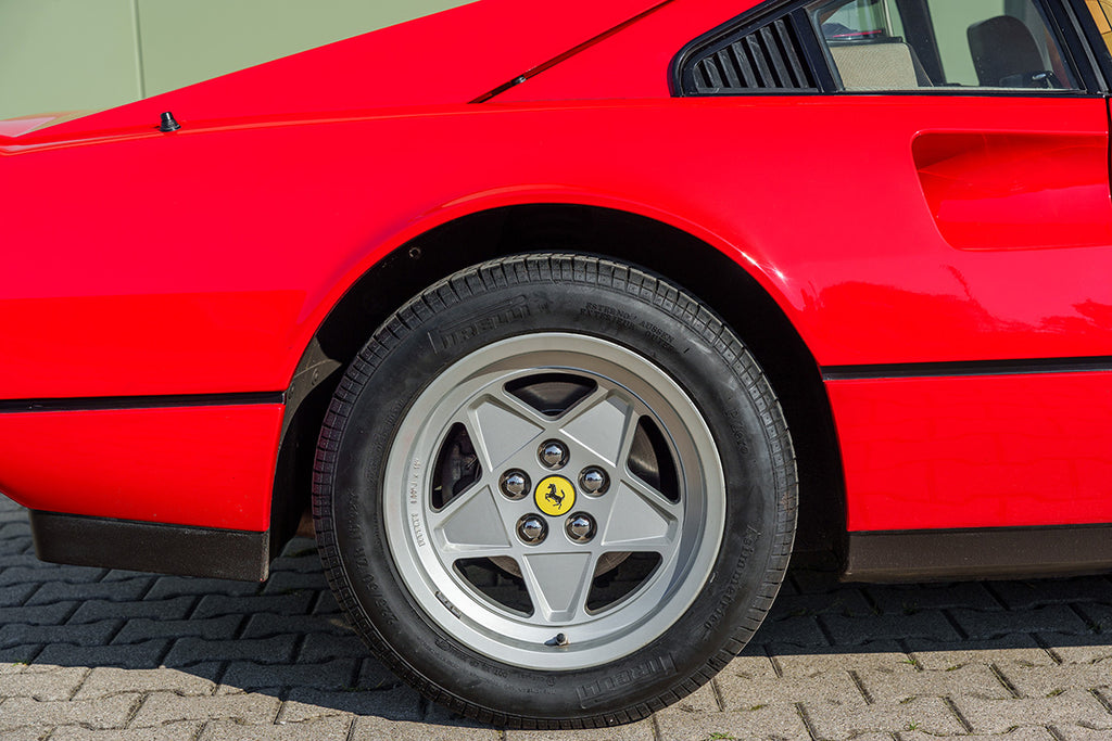 Ferrari 328 GTB