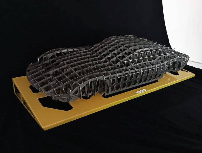 Lamborghini MIURA Handcrafted Model 1:5