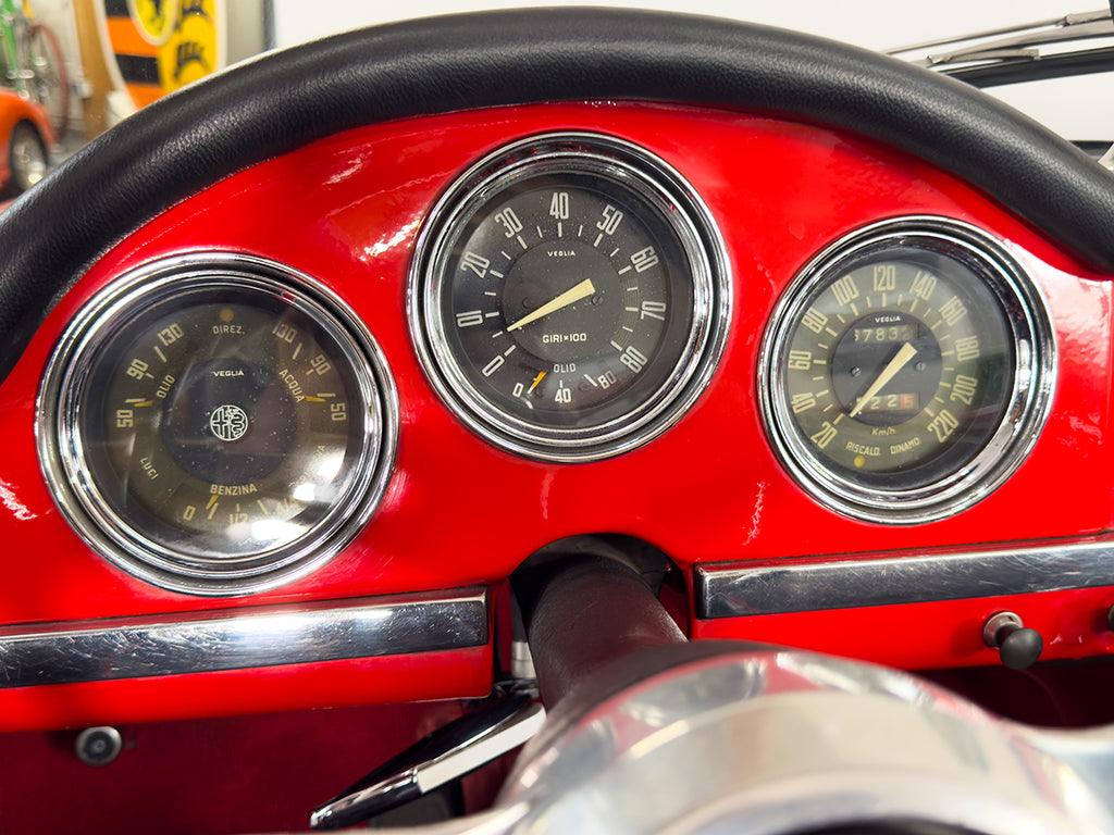 Alfa Romeo Giulia Spider