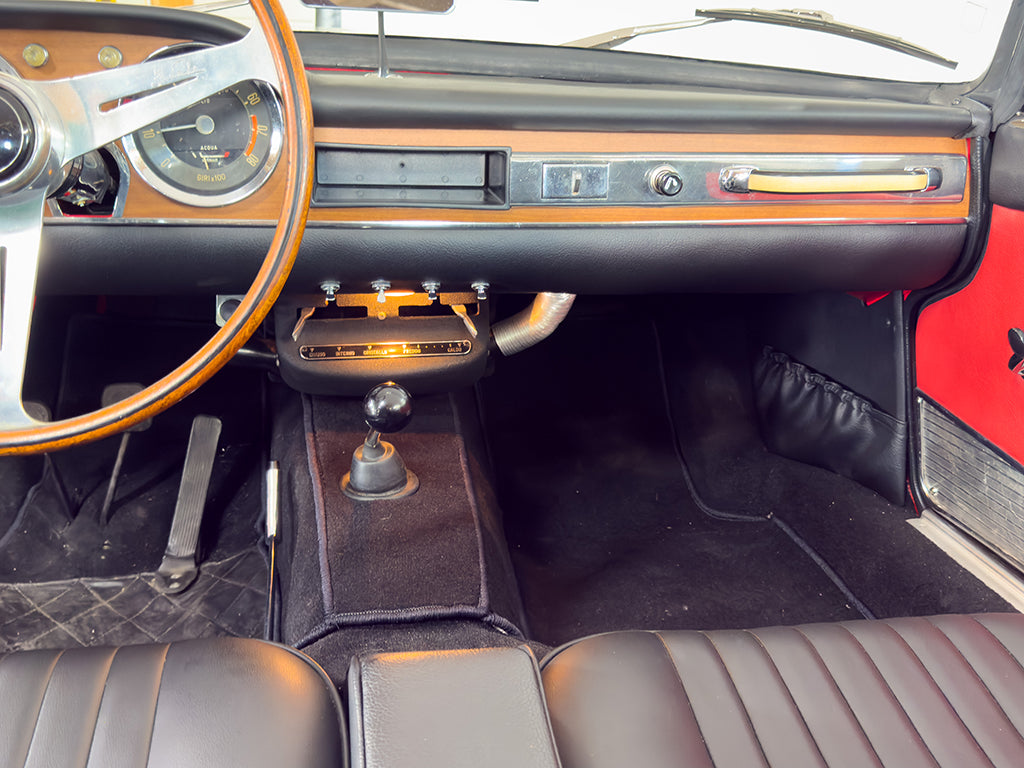 Fiat O.S.C.A. 1500 Pininfarina Cabriolet