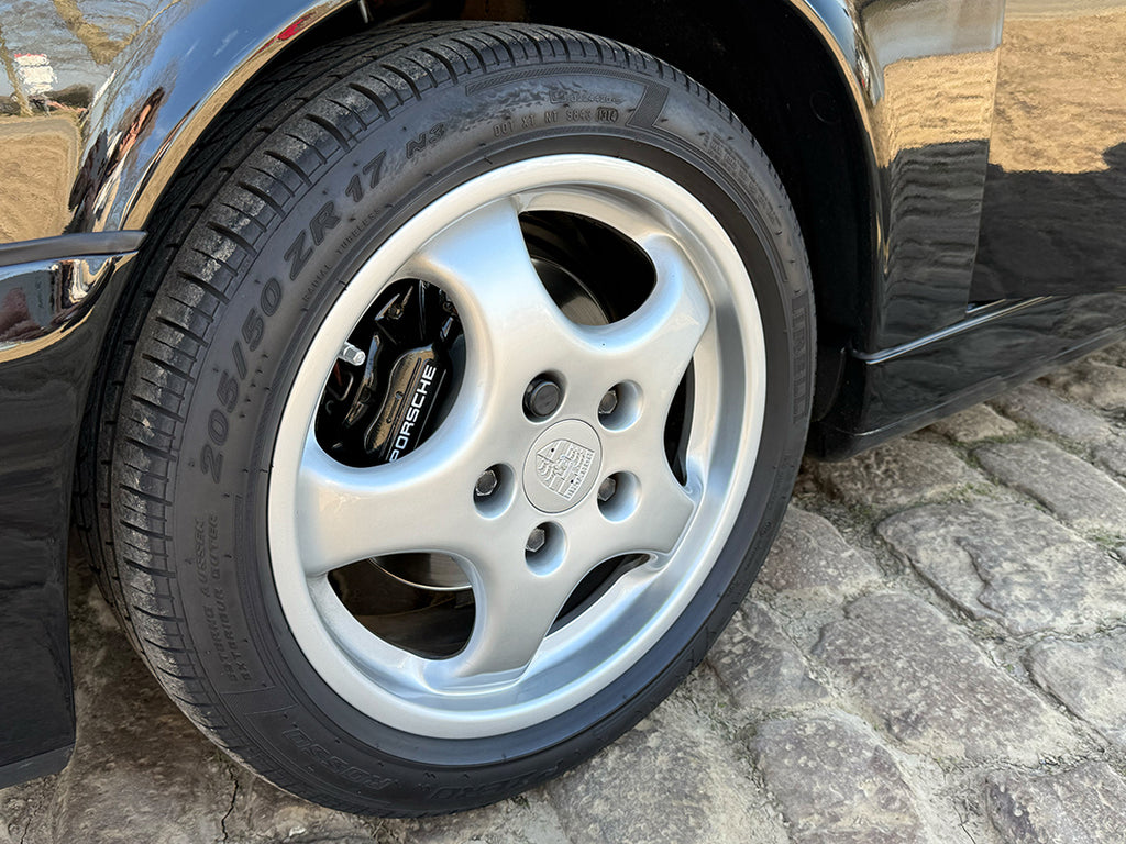 Porsche 964 Carrera 2 Cabriolet