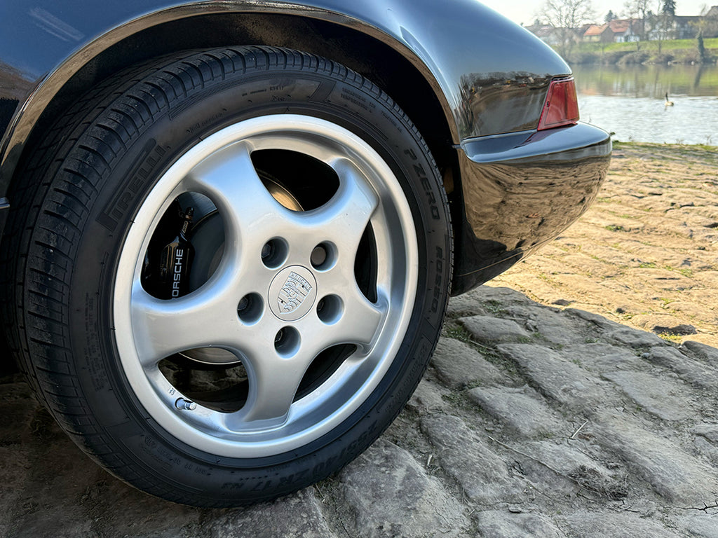 Porsche 964 Carrera 2 Cabriolet