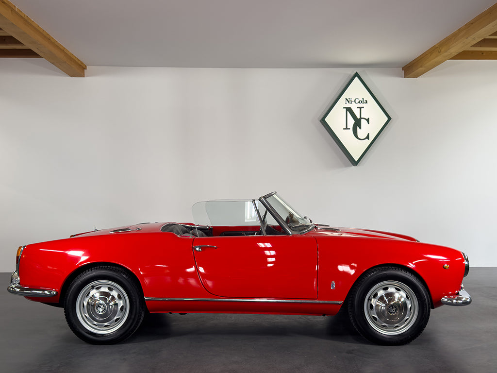 Alfa Romeo Giulia Spider