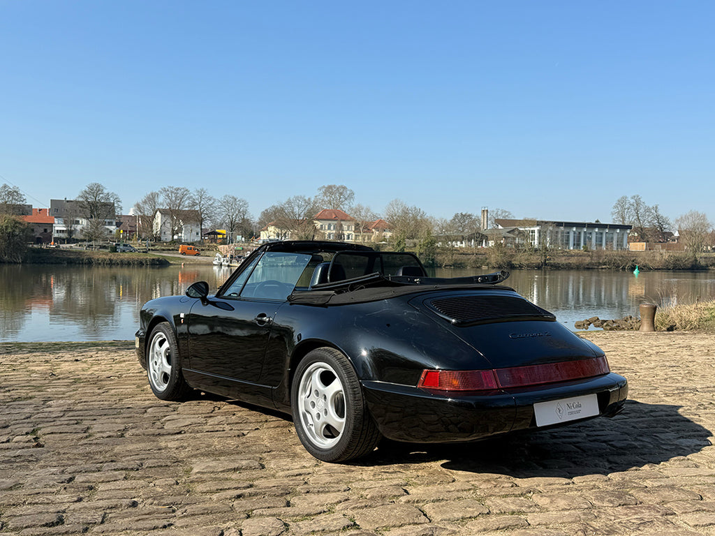 Porsche 964 Carrera 2 Cabriolet