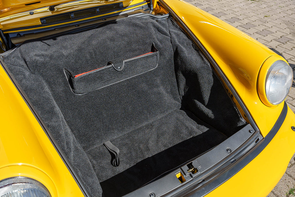 Porsche 964 Carrera 2 Speedster