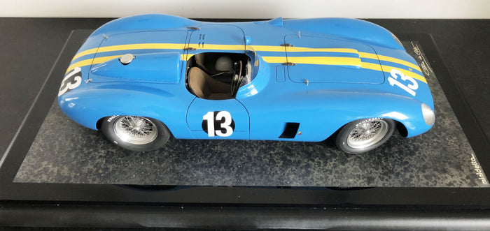 Limitiertes Handarbeitsmodell "860 Monza" von Patrice de Conte
