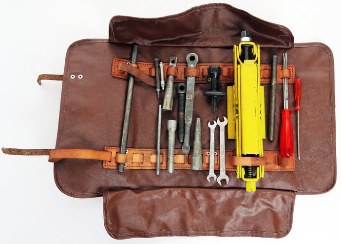 17-teilige Wagenheber - Werkzeugtasche für Ferrari 365 GT 2+2 von 1969-1973