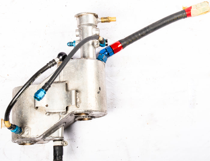Porsche Wassertank für Typ 911 GT1 Rennmotor