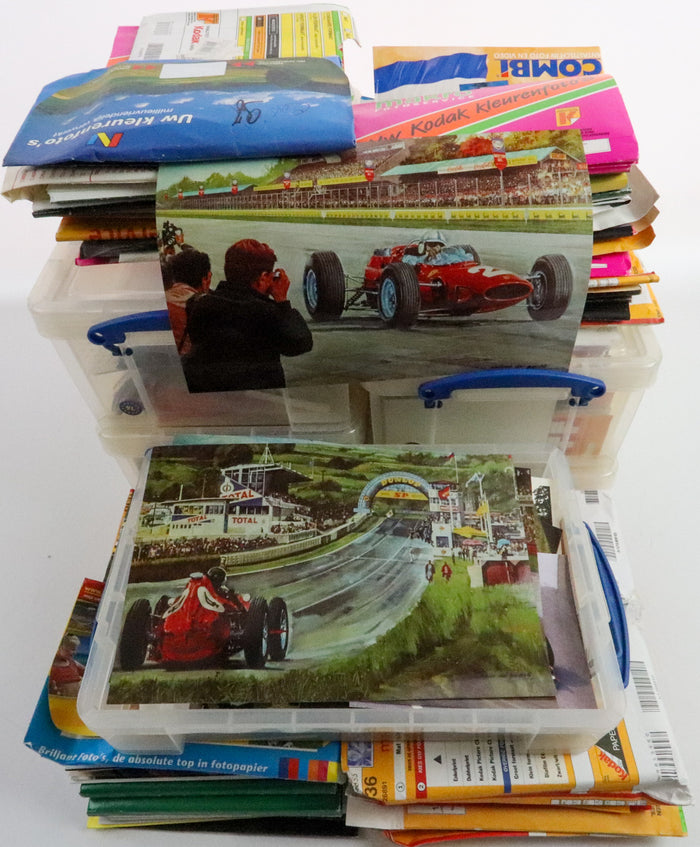 Ferrari Archiv mit ca. 17.000 Fotos und Negativen 70er Jahre bis ca. 2015