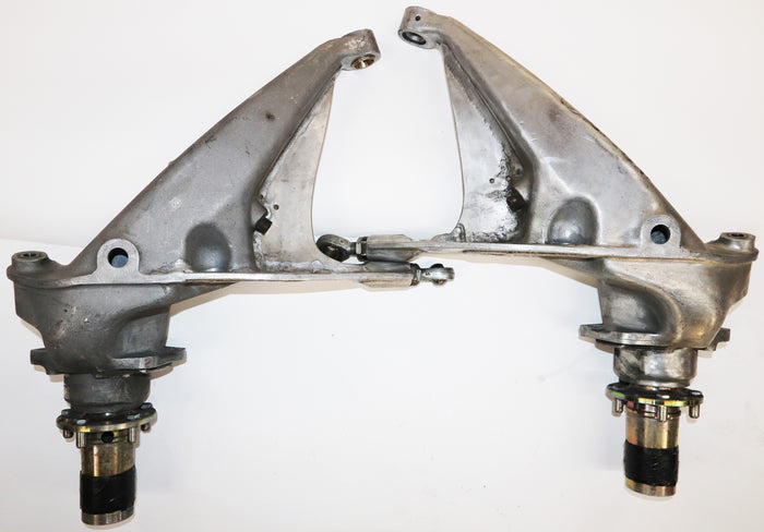 2 Achsschwingen für Porsche Typ 935 Kremer K4